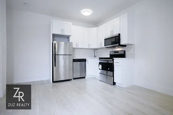 Rented by Zuz Realty | media 6