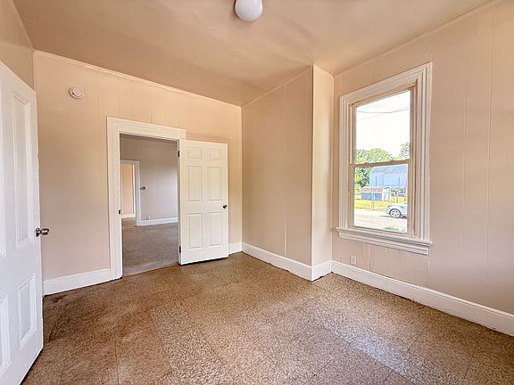 5th image of 281 South Ave #283