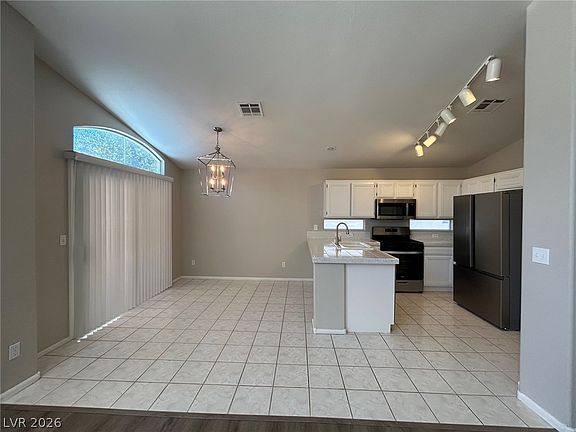 3rd image of 2543 New Morning Ave