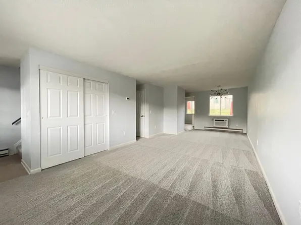 271 Autumn Chapel Way, Rochester, NY 14624