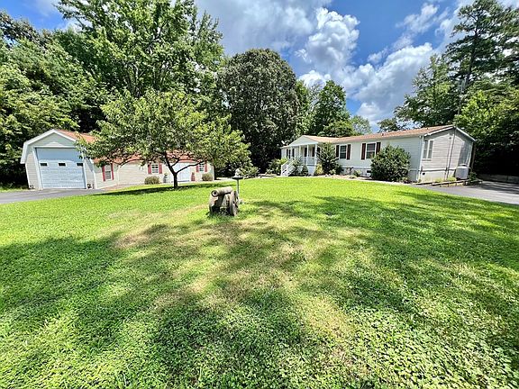 5th image of 105 Cove Ln