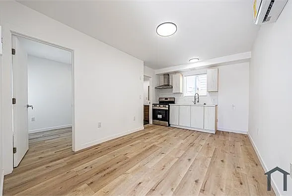 2 bed, $2,495 — Photo 3