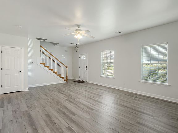 5th image of 272 Westbrooke Rd