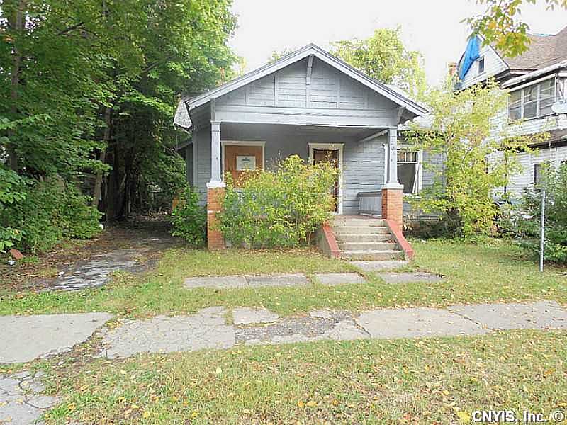 1st image of 262 W Brighton Ave
