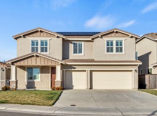 9977 Red Tail Hawk Way, Sacramento, CA 95829