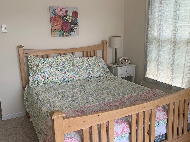 Queen bedroom