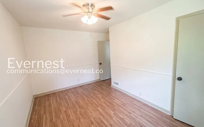 905 Elizabeth Dr — Photo 7