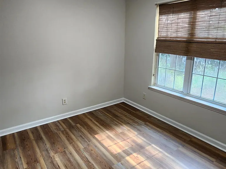 194 Tyson Glen Dr — Photo 13