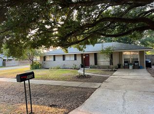 302 S Wakefield Dr, Lafayette, LA 70503