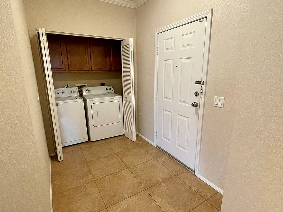 Front door, washer & dryer