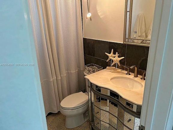 5th image of 3400 N Surf Rd APT 1