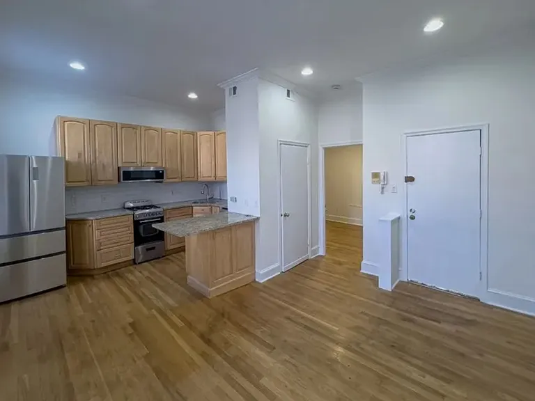 2036 Mount Vernon St #2FF — Photo 1