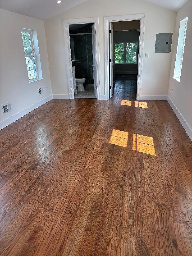 3 bed, $3,500 — Photo 2