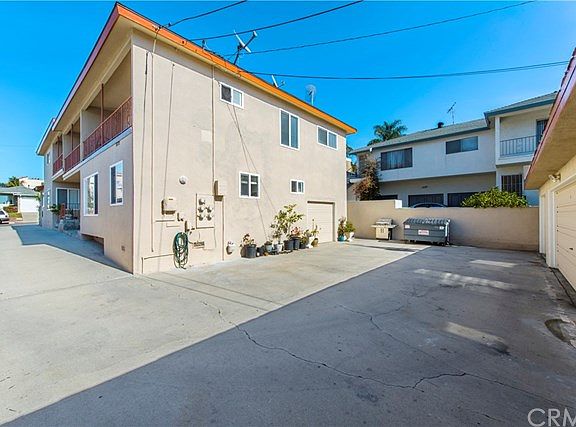 4th image of 2516 Voorhees Ave