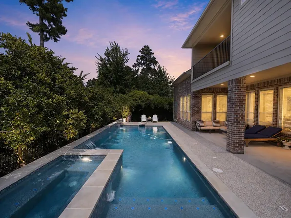 90 Player Oaks Pl, The Woodlands, TX 77382