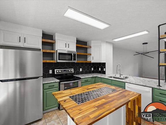 2nd image of 1140 Orange Leaf Ct NW