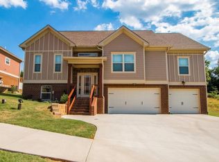 206 Vineyard Blvd, Ringgold, GA 30736