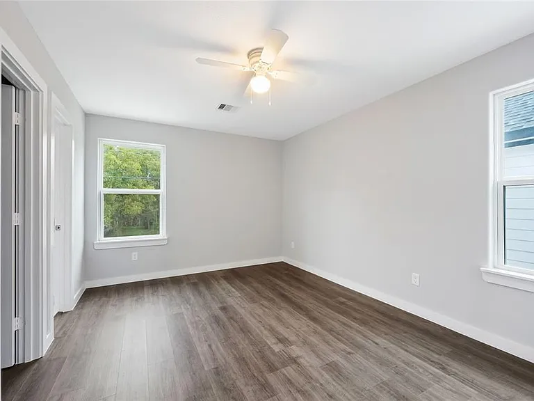 8215 Crestview Dr #A — Photo 20