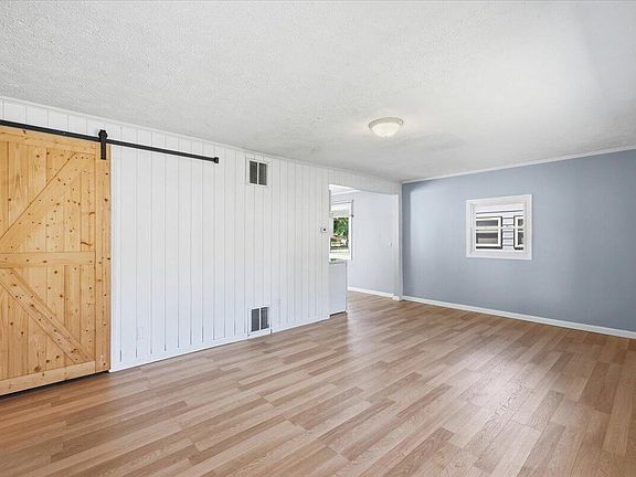 2nd image of 2741 Avenue G