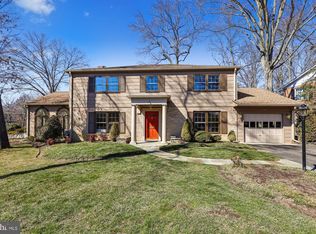 8410 Stockade Dr, Alexandria, VA 22308