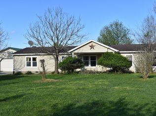 5644 Fishermans Wharf Rd, Hillsboro, OH 45133