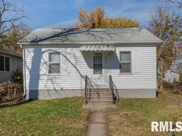 617 3rd Ave, East Moline, IL 61244