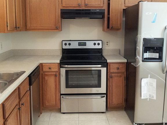4th image of 7456 Windsome Ct