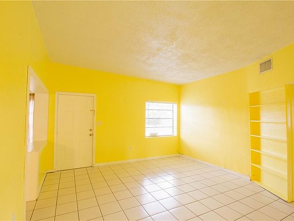 4th image of 8507 Dawn Dr