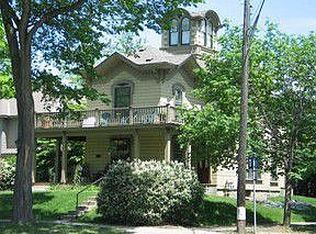 2327 Pillsbury Ave, Minneapolis, MN 55404