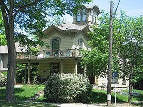 2327 Pillsbury Ave, Minneapolis, MN 55404