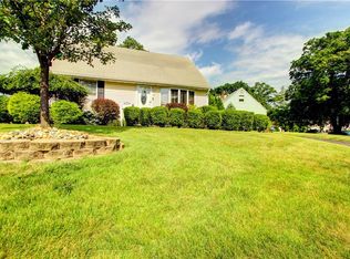 27 W Zoller Rd, East Brunswick, NJ 08816