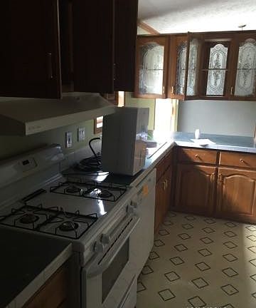 3rd image of 29700 Ashford Dr
