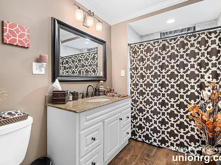 94 Saint Andrew Rd #2 — Photo 14