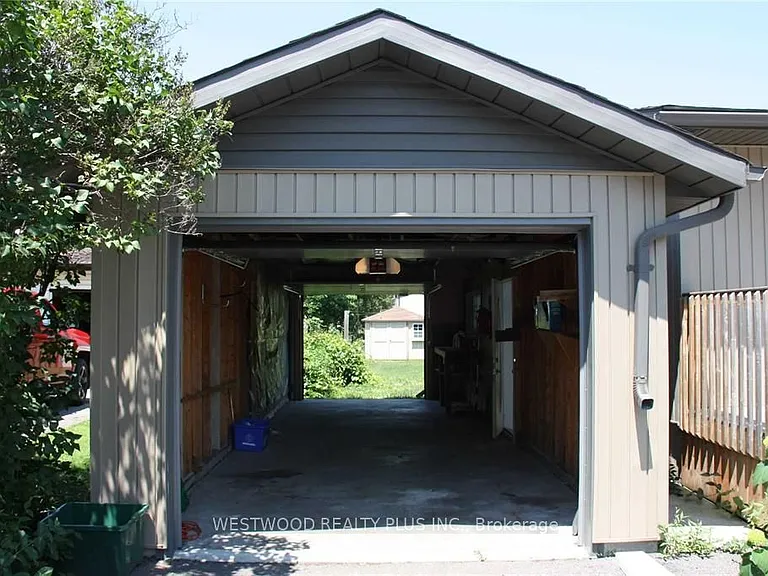 1042 Goshen Rd — Photo 15