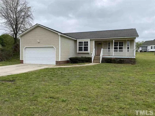 1270 Old School Rd, Four Oaks, NC 27524