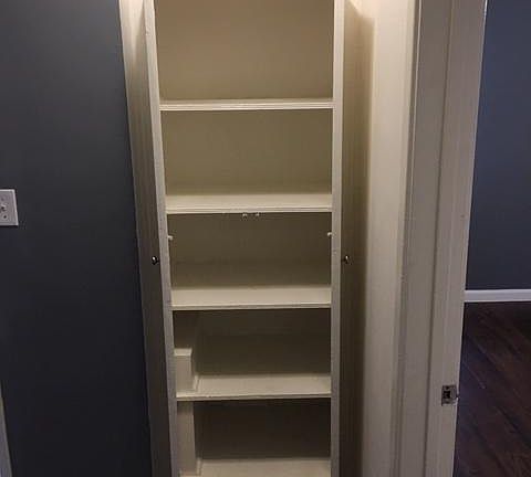 5th image of 4319 Santo Tomas Dr APT B