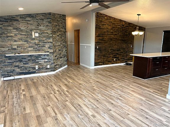 3rd image of 102 Laredo Place