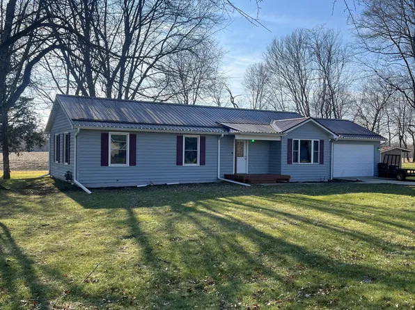 2600 N 3909th Rd, Sheridan, IL 60551