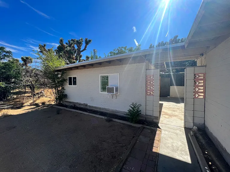 7519 Mariposa Trl — Photo 2