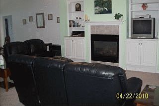3rd image of 625 Casa Fuerta Ln