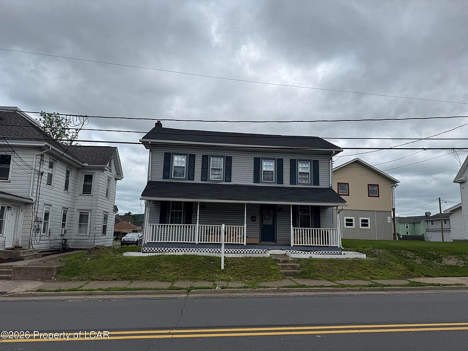 1st image of 619 E 3rd St