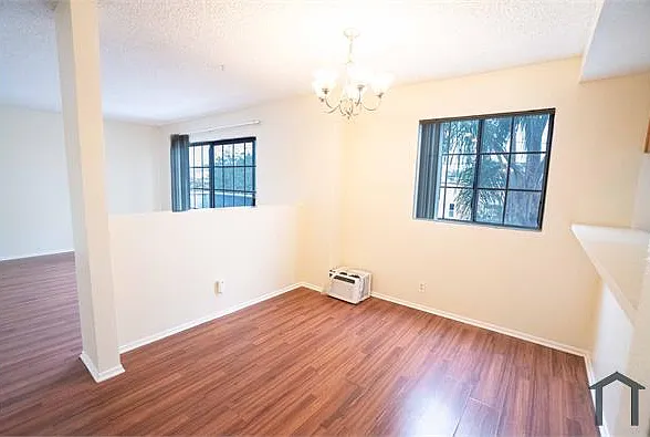 247 W 12th St — Photo 15