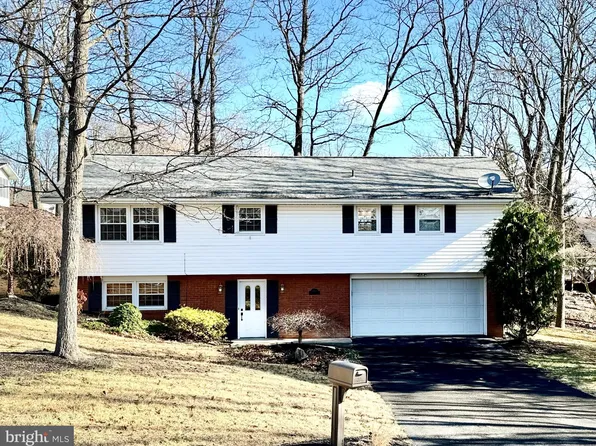 14805 Woods Edge Ct SW, Cresaptown, MD 21502