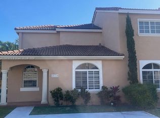 15338 SW 39th Ter, Miami, FL 33185