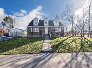 101 Forbus St, Poughkeepsie, NY 12603