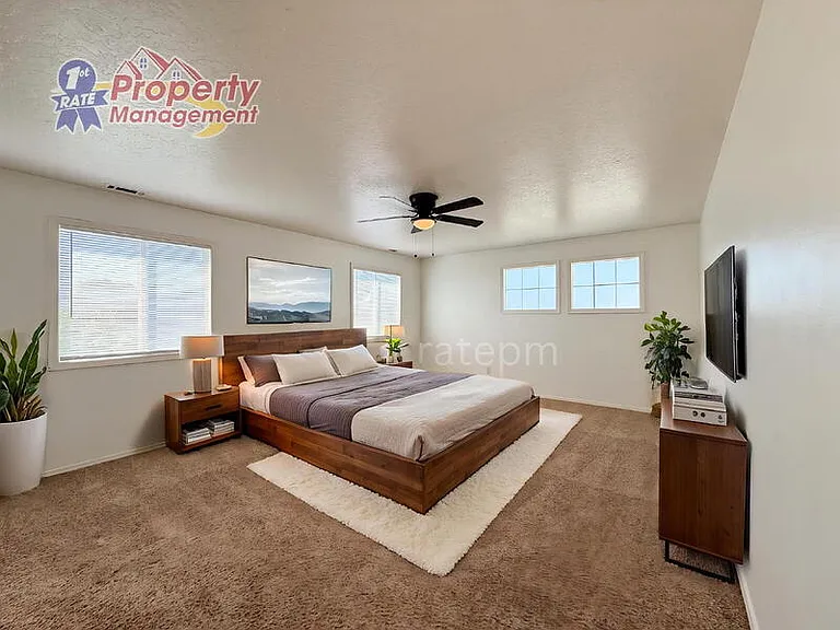 16042 N Saint Helens Dr — Photo 14