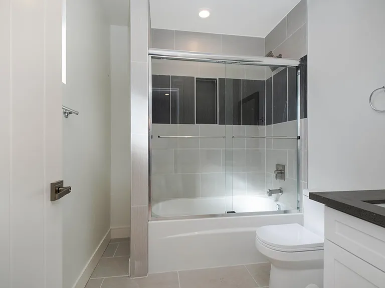 2028 S Hauser Blvd #1/2 — Photo 1