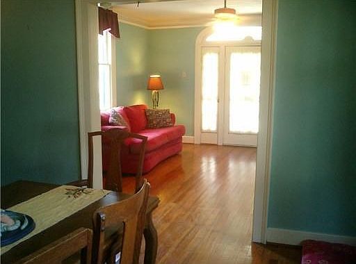 5th image of 207 Alonzo St