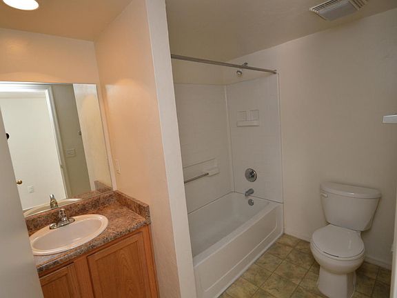 2nd image of 4327 E Bellevue St Unit 1102