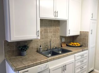 Magnolia Apartments, Sherman Oaks, CA 91403